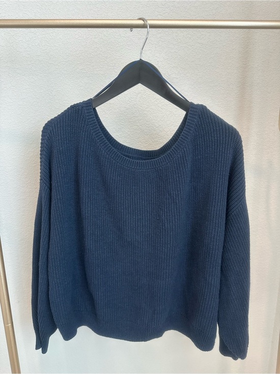 Hollister Sweaters - Hollister women’s Dark Navy Crewneck Ribbed knit Sweater size large
